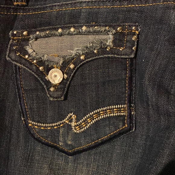 Almost Famous Women’s Jeans - Picture 10 of 11